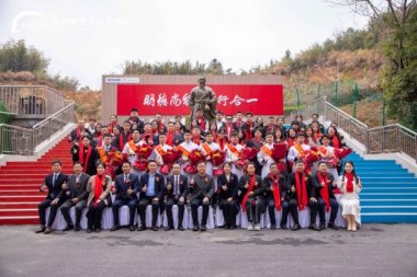 �����|�������W(xu��)У�����ߡ�����ǧ����(y��u)��Ӌ(j��)�����l(f��)����(hu��)�A�M�e��